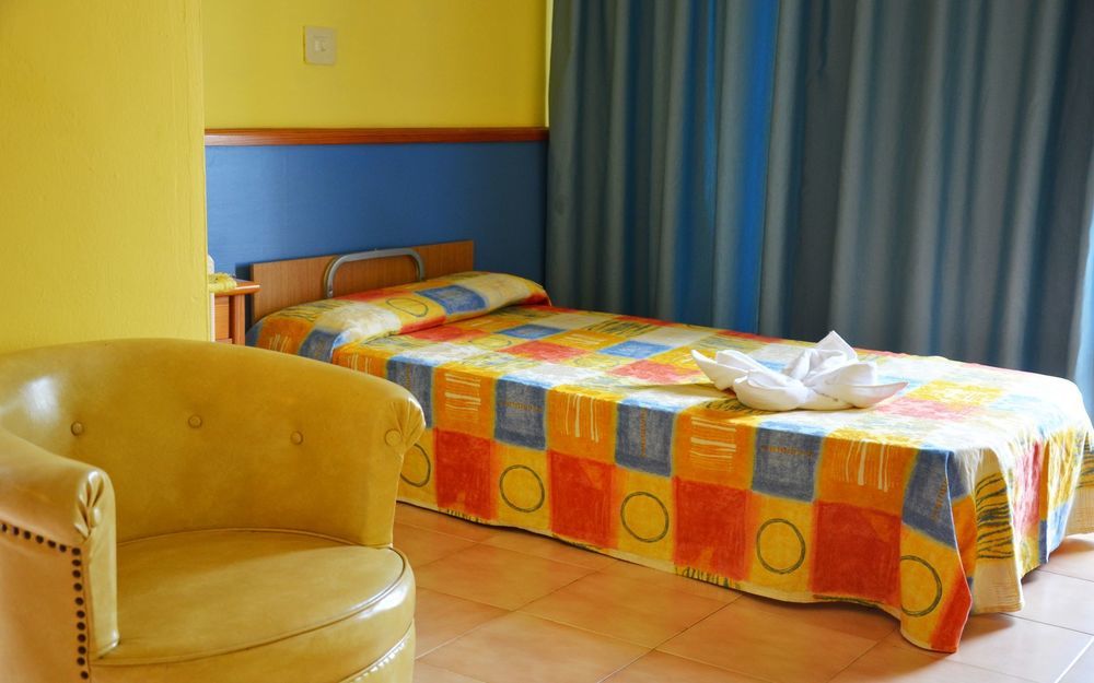 Hotel Vibra Marco Polo II - Adults Only Сан-Антонио-Абад Экстерьер фото
