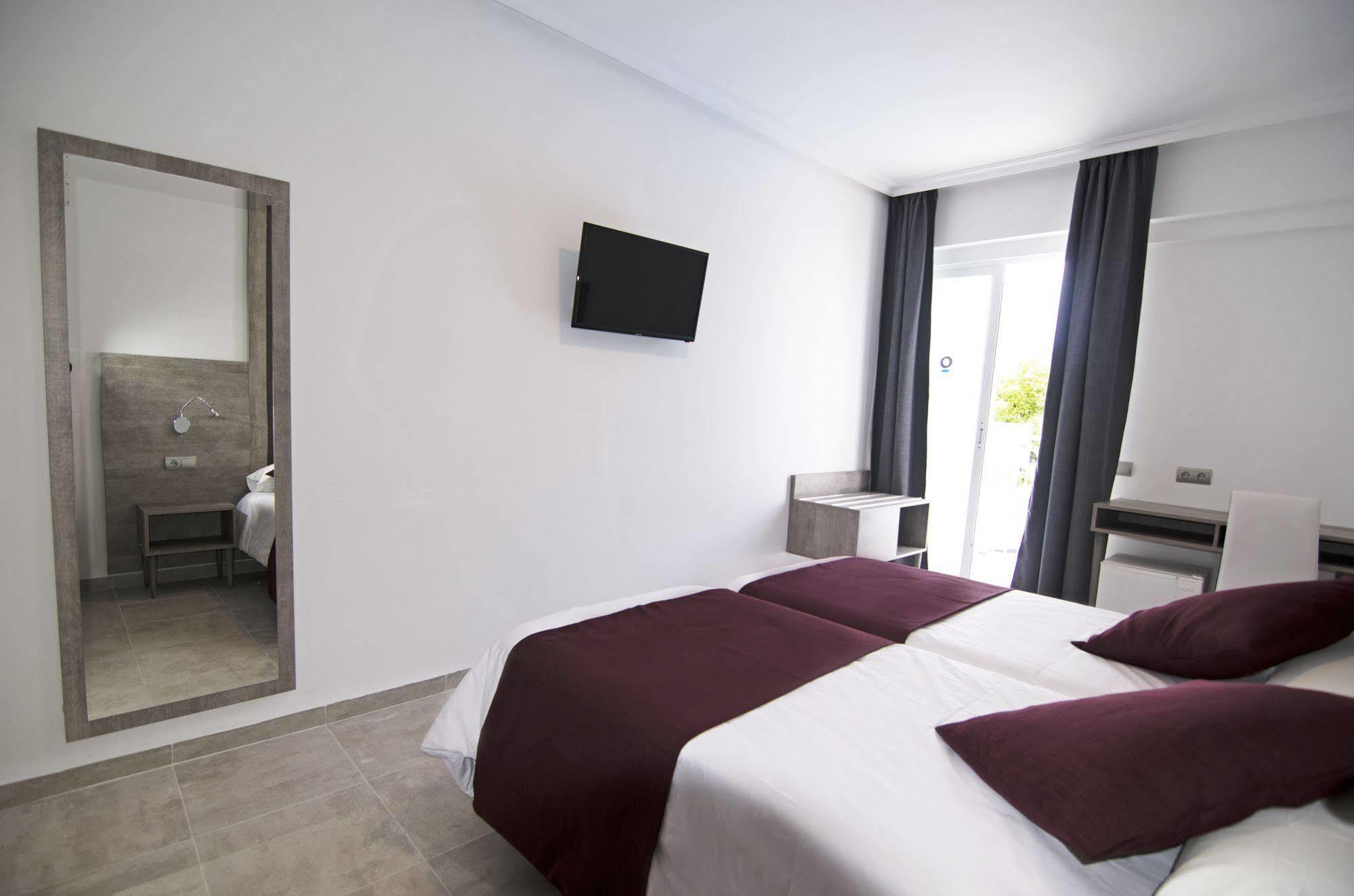Hotel Vibra Marco Polo II - Adults Only Сан-Антонио-Абад Экстерьер фото